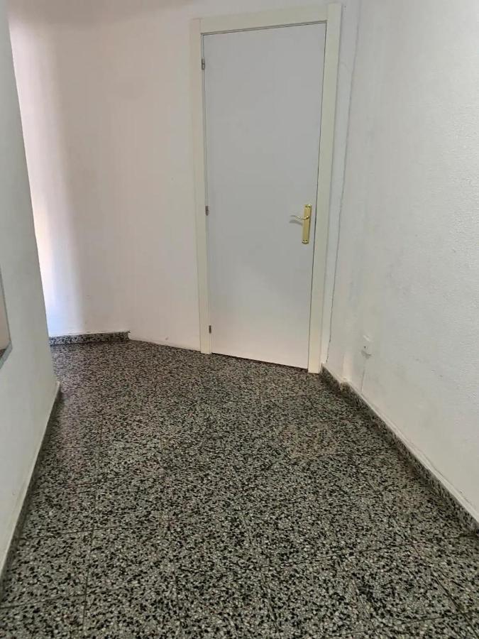 Apartamento De Habitaciones Privadas En El Centro De 马拉加 外观 照片